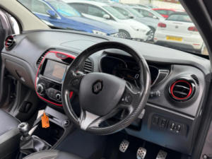 2016 Renault Captur 1.5 Dci Energy Signature Nav Euro 6 (s/s) 5dr in Grey — image 3