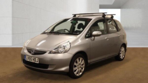 2005 Honda Jazz 1.4 I-Dsi Se CVT-7 5dr in Silver — image 3