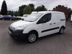 2017 Citroen Berlingo 1.6 Bluehdi 850 Enterprise in White — image 2