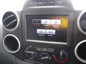 2017 Citroen Berlingo 1.6 Bluehdi 850 Enterprise in White — image 5