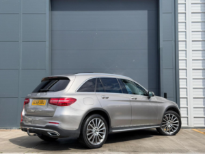 2019 Mercedes-Benz Glc 2.1 Glc250d Amg Line (premium) G-Tronic+ 4matic Euro 6 (s/s) 5dr in Silver — image 5
