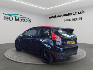 2015 Ford Fiesta 1.0t Ecoboost Zetec S Euro 6 (s/s) 3dr in Black — image 4