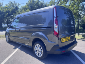 2022 Ford Transit Connect 1.5 Transit Connect Limited Van Lwb 250 L2 1.5l Ecoblue 100ps Fwd 8 Speed Automatic in Grey — image 2