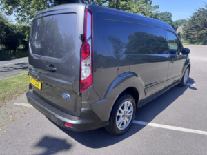 2022 Ford Transit Connect 1.5 Transit Connect Limited Van Lwb 250 L2 1.5l Ecoblue 100ps Fwd 8 Speed Automatic in Grey — image 3