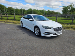 2019 Vauxhall Insignia 1.5i Turbo Gpf Sri Vx Line Nav Grand Sport Euro 6 (s/s) 5dr in White — image 4