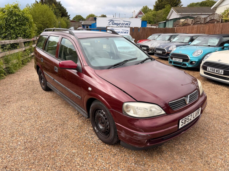 2003 Vauxhall Astra 1.6i Club 5dr (a/c) in Red — image 1
