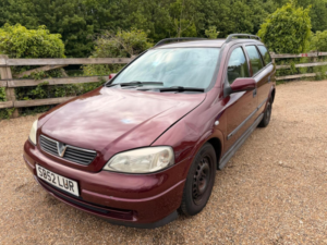 2003 Vauxhall Astra 1.6i Club 5dr (a/c) in Red — image 4