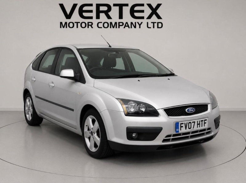 2007 Ford Focus 1.6 Zetec Climate 3dr in Silver — image 1