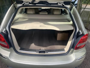 2007 Jaguar X-Type 2.2 D Se in Gold — image 3