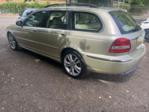 2007 Jaguar X-Type 2.2 D Se in Gold — image 6