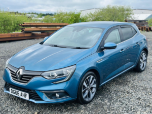 2016 Renault Megane 1.5 Dynamique S Nav Dci 110 in Blue — image 4