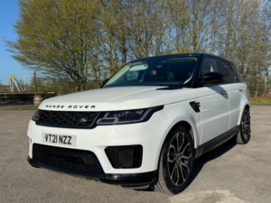 2021 Land Rover Range Rover Sport 3.0 D300 Mhev Hse Silver Auto 4WD Euro 6 (s/s) 5dr in White — image 2