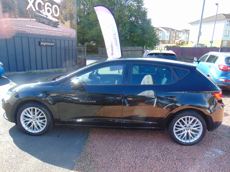 2018 SEAT Leon 1.2 Tsi Se Dynamic Technology * Mot February 2027* 6 Service Stamps * Finnace Available * Lez Compli in Black — image 1