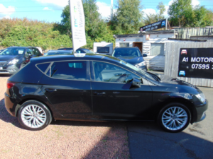 2018 SEAT Leon 1.2 Tsi Se Dynamic Technology * Mot February 2027* 6 Service Stamps * Finnace Available * Lez Compli in Black — image 5