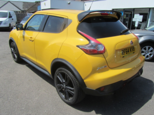 2014 Nissan Juke 1.2 Dig-T Tekna in Yellow — image 6