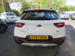 2017 Kia Stonic 1.0 T-Gdi 2 Euro 6 (s/s) 5dr in White — image 6