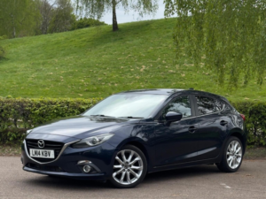 2014 Mazda Mazda3 2.2 Skyactiv-D Sport Nav Euro 6 (s/s) 5dr in Blue — image 4