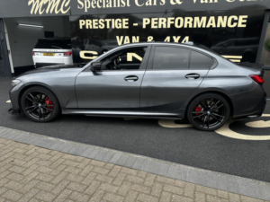 2021 BMW 3 Series 3.0 M340d Xdrive Saloon in Grey — image 4