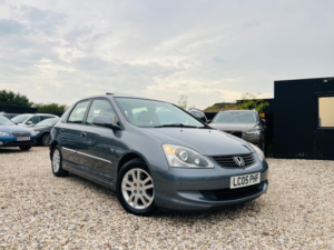 2005 Honda Civic 1.6 I-Vtec Executive 5dr in Grey — image 4