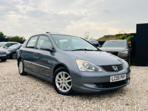 2005 Honda Civic 1.6 I-Vtec Executive 5dr in Grey — image 5
