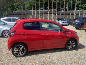 2015 Peugeot 108 1.2 Vti Puretech Allure in Red — image 2