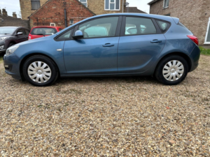 2013 Vauxhall Astra