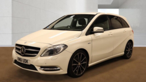 2011 Mercedes-Benz B Class 1.6 B180 Blueefficiency Sport 7g-Dct Euro 5 (s/s) 5dr in White — image 2