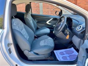 2013 Ford Ka 1.2 Studio Euro 5 3dr in White — image 3