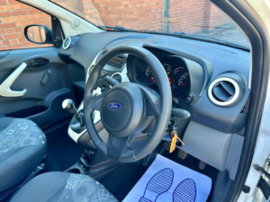 2013 Ford Ka 1.2 Studio Euro 5 3dr in White — image 4