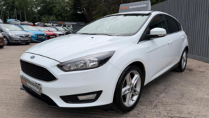 2015 Ford Focus 1.0t Ecoboost Zetec Euro 6 (s/s) 5dr in White — image 3