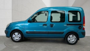 2008 Renault Kangoo 1.6 16v Expression 5dr in Blue — image 6