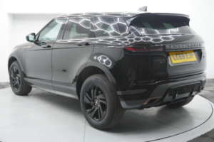2019 Land Rover Range Rover Evoque 2.0 D150 R-Dynamic S Auto 4WD Euro 6 (s/s) 5dr in Black — image 5