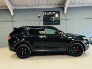 2021 Land Rover Discovery Sport 2.0 D165 Mhev in Black — image 6