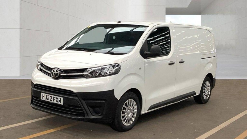 2022 Toyota Proace 1.5d Icon Medium Panel Van Mwb Euro 6 (s/s) 6dr in White — image 1