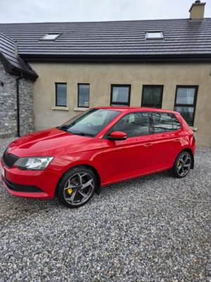 2016 Skoda Fabia 1.0 S Hatchback 5dr Petrol Manual Euro 6 (s/s) (60 Ps) in Red — image 6