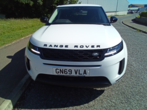 2019 Land Rover Range Rover Evoque 2.0 D150 in White — image 2