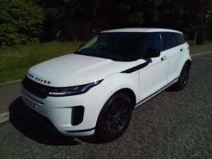 2019 Land Rover Range Rover Evoque 2.0 D150 in White — image 3