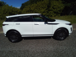 2019 Land Rover Range Rover Evoque 2.0 D150 in White — image 4