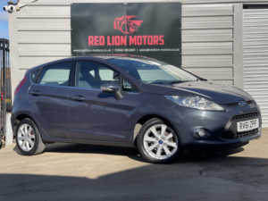 2011 Ford Fiesta 1.4 Zetec in Grey — image 2