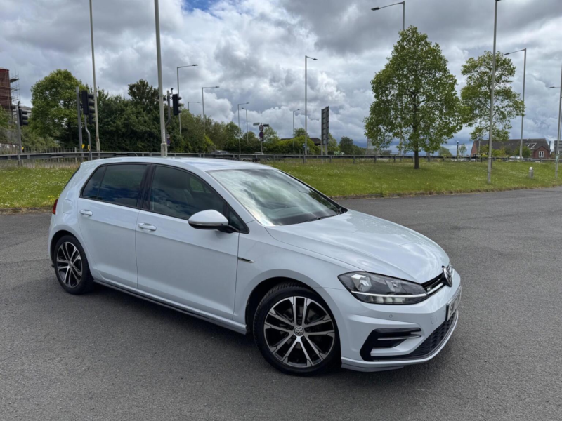 2017 Volkswagen Golf 2.0 Tdi Bluemotion Tech R-Line Euro 6 (s/s) 5dr in Silver — image 1