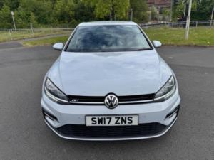 2017 Volkswagen Golf 2.0 Tdi Bluemotion Tech R-Line Euro 6 (s/s) 5dr in Silver — image 5
