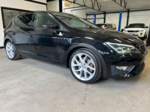 2015 SEAT Leon 2.0 Tdi Fr Euro 6 (s/s) 5dr in Black — image 3