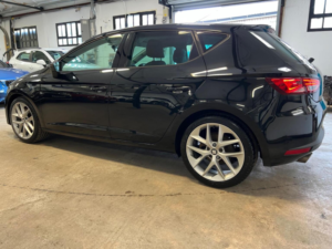 2015 SEAT Leon 2.0 Tdi Fr Euro 6 (s/s) 5dr in Black — image 6