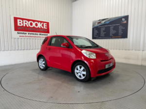 2009 Toyota Iq
