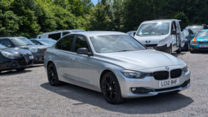 2012 BMW 3 Series 2.0 320d Se Saloon in Silver — image 3