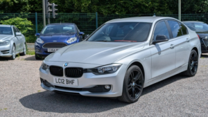 2012 BMW 3 Series 2.0 320d Se Saloon in Silver — image 6