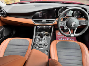 2018 Alfa Romeo Giulia 2.2 Td Super Auto Euro 6 (s/s) 4dr in Red — image 4