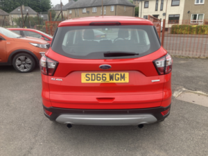 2017 Ford Kuga 1.5 T Ecoboost Titanium in Red — image 5