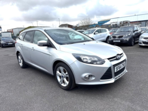 2014 Ford Focus 1.6 Tdci Zetec Euro 5 (s/s) 5dr in Silver — image 2