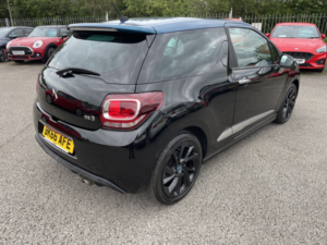 2016 Ds Automobiles Ds 3 1.2 Puretech Prestige in Black — image 4